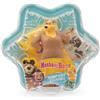 Giochi Preziosi Masha e Orso - Orsa Da 7 cm Con Personaggio a Sorpresa,Confezione A Forma Di Fiocco Di Nevecon Sticker, Originali del Cartone Animato Masha e Orso, Per Bambini da 3 Anni in su
