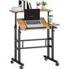 HOMCOM Scrivania regolabile in altezza 70x60 cm, tavolo con rotelle per computer e ripiano reclinabile, postazione di lavoro per camera da letto, piccoli spazi, marrone
