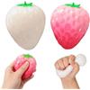 ELYIQI Taba Squishy - Set di 2 mini squishy con fragola, per adulti, decorazione da ufficio, compagno di viaggio, regalo di compleanno, cambia colore, fragola