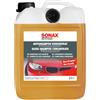 SONAX Shampoo Concentrato Auto (5 Litri) penetra e scioglie lo sporco.Adatto per superfici in vernice, gomma, plastica, vinile e vetro | Art. 03145000