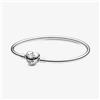 Pandora Bracciale Rigido Pandora Moments con Chiusura a Cuore 596268