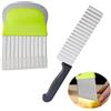 SquishyWorld Set di Tagliatori Ondulati (2 pezzi) in Acciaio Inox 304 - Coltello Professionale a Lama Ondulata e Lama Zigrinata con Coprilama Protettivi per Verdure, Patate, Frutta e Cipolle; Ideale per Creare Ins