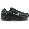 Nike HV2527 Nike Zoom Vomero 5 Uomo, Black/Mtlc Pewter-Sequoia-Flat Pewter EU 45