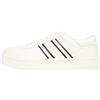 Armani Exchange Scarpe da Ginnastica da Uomo London, Strisce Laterali, Colore Contrastante, Bianco e Nero, 40 EU