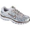 Nike P-6000 White/Metallic Silver-LT British Tan 45 EU