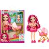 Rainbow High Jr. High Bestie Babysitters - Stella Monroe, 23cm Bambola | Include bambola bebè, passeggino funzionante, navicella rimovibile, biberon, pettine, vestiti e accessori, dai 4 ai 12+ anni