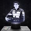 Lampephoto.fr - Lampada 3D Ayrton Senna Pilota Automobilistico Brasiliano Luce Notturna Tattile Led, Effetto Ologramma 3D, Idea Regalo Natale Compleanno Uomo Donna, Oggetto decorativo per camera