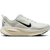 Nike HM6803-101 Vomero 18 Uomo, Summit White/Black-Sail-Coconut Milk EU 45.5