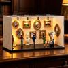 LUKIUP Mini sagoma da museo fai da te, kit creativo con 6 personaggi, 9 cornici dorate, 2 sculture per regalo di laurea, anniversario, regalo di compleanno