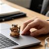 Capibara con Sedia a Dondolo Decorativo Statuina di Capibara Compatto