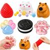 Henjunu 6 Pezzi Fufu Squishy,Squishy Anti Stress,Giocattoli Taba Squi-shy Morbidi | Taba Squishy-Fragola,Zampa Gatto,Antistress per Biscotti,Criceto,Capibara,Simpatico Giocattolo Antistress per Tutte Le Età