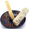 CRIGEMA - Set di Palo Santo 1 Legnetto e Smudge Salvia Bianca di 25g con Supporto Artigianale in Ceramica a Motivo Viracocha dal Perù (Viracocha)