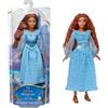 Mattel Disney La Sirenetta - Ariel Umana, bambola con il caratteristico abito azzurro con dettagli volant e scarpe rimovibili, look dai capelli mossi ispirato al film, giocattolo per bambini, 3+ anni, HLX09