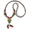Avalaya Collana in corda di seta marrone con perline rotonde in ceramica verde militare, rosso/nero, con nappe a fiore, lunghezza 66 cm, leggera variazione di colore/irregolarità naturali