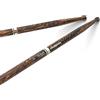 ProMark Bacchette Batteria - Tim Fairbanks Drum Sticks - FireGrain - Nessuna vibrazione in eccesso - Finitura laccata, Punta rotonda grande, Legno di hickory - 1 Coppia