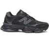 New Balance Sneakers 9060 nere in suede