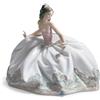Lladró / Sculptures / At The Ball Woman - Dama al ballo / statua / porcellana / lucida - 01005859