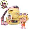 Trotties - Mini Travel Camera - LUCY, borsa a forma di macchina fotografica con mini bambola Lucy, per bambine/I dai 3 anni, Famosa TFT21100