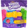 Kinetic Sand Sweet Bag - con 85 g di sabbia magica originale in uno dei quattro colori (scelta casuale) e 1 stampo per caramelle per giochi creativi interni e di ruolo, per bambini dai 3 anni in su