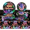 POPOYU 69 Pezzi Stoviglie per Natale,Set di Stoviglie a Tema Natale,Babbo Pupazzo di Neve Piatti Stoviglie Carta con Tovaglia,Piatti di Carta,Tovaglioli,Bicchieri per Addobbi Festa Natale(16 Ospiti)