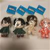 NESSUNA MARCA Set mascotte seduta Attack on Titan Chibi Eren Levi Colossal Titan nuovo 4 pezzi