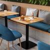 DEGHI Tavolo da pranzo 80x80 cm top effetto rovere scuro con bordi arrotondati e base in metallo nero - Caio Round