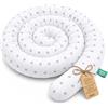 Totsy Baby Cuscino XXL a forma di serpente per letto, cuscino da allattamento, cuscino decorativo, protezione per il bordo del letto, paracolpi XL Stelle grigie su bianco 300 cm Certificato Oeko-Tex
