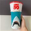 Bandai Disponibile - Borraccia Termica Originale Jaws 50° Anniversario, Modello da 19 cm, Bicchiere per Acqua Fredda, Giocattolo in Plastica, Regalo, Articoli Sfusi