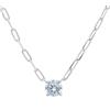 ORO&CO 925 Eleganza e semplicità si fondono nella collana punto luce in argento, impreziosita da un zircone bianco che dona luminosità. La misura regolabile 40+5 cm la rende adatta a ogni stile e occasione. Referenza son272973.