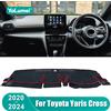 YaLumei Copri Cruscotto per Toyota Yaris Cross XP210 2020-2024, Tappetino Antiscivolo per Cruscotto e Strumentazione, Accessori Auto