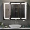 Luxstein Armadietto da bagno con specchio e illuminazione a LED, presa e | Armadietto da bagno dimmerabile con 9 ripiani regolabili e 3 ante, da parete, funzione anti-appannamento, 80 x 60 x 15 cm