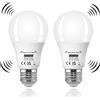 KOOYWAN lampada LED con sensore di movimento e crepuscolare E27 9W Bianco caldo 2700K Auto On/Off lampadine per Veranda Giardino Porta d'ingresso Corridoio, 2 Pezzis