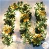 Queta Ghirlanda Natalizia, Ghirlanda di Abete Decorazione Natalizia con Fiori Bellissime lampade Decorazione Natalizia per Scale, pareti, Porte 2.7m (Golden)