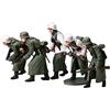 Tamiya 300035256 - Set soldatini della seconda Guerra Mondiale, Fanteria Tedesca, 5 pz., Scala 1:35
