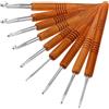 Teouuas 9 Pezzi Uncinetto, Uncinetti Ergonomici, Set Uncinetto Stile 2 | Manico in Legno con Testa in Alluminio, Set Uncinetti per Mani Artritiche e Progetti di Maglieria 2/2.5/3/3.5/4/4.5/5/5.5/6mm