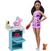 Barbie - Biologa Marina bambola castana con playset laboratorio con 10+ pezzi, trolley che si apre per riporre gli accessori, Giocattolo per Bambini 3+ Anni, HMH27