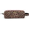 Braccialini Milly Essenziale e funzionale, questo astuccio in nylon è perfetto per organizzare con stile piccoli oggetti, cosmetici o accessori da viaggio. Il design con stampa leopardata è
