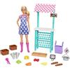 Barbie - Playset Mercato Frutta e Verdura con bambola bionda, stand del mercato, registratore di cassa, verdure, pane, formaggio e fiori, Giocattolo per Bambini 3+ Anni, HCN22