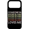 Someone Loves Me In US State Of Rhode Is Custodia per iPhone 17 Pro Max Qualcuno nel Rhode Island mi ama State Retro Vintage