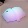 JMG-Myratts Simpatica luce notturna a forma di orso sdraiato, dimmerabile per la cameretta dei bambini, lampade per la decorazione della stanza, lampada da notte in silicone super soffice. Ottima luce d'atmosfera