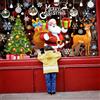 Lonya Decorazioni Natalizie Grandi Adesivi Natalizi Per Finestre Vetrofanie Babbo Natale Fiocco di Neve Decorazione Finestra Statico Riutilizzabile per Negozi Vetro Porte(140 pcs, 4 Fogl)