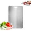 Jisrcha Tagliere Acciaio Inox, Tagliere in Acciaio Inox Alimentare su Entrambi I Lati, Tagliere in Titanio per Cucina È Facile da Pulire, Antibatterico E Antimuffa, Adatto per Carne, Frutta (S)