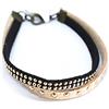 Handmade Braccialetto in finta pelle scamosciata beige e marrone con borchie e strass oro - CL0236