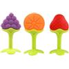 Suxdlan Giocattoli per la dentizione del bambino Morbido silicone a forma di frutta Uva, fragola, Massaggiagengive arancione, 3 pezzi multicolore per neonati