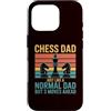 Family Cutey PH Merch Designs Art, Store Custodia per iPhone 16 Pro Papà degli scacchi proprio come un papà normale, ma 3 si muove avanti