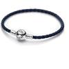 PANDORA Bracciale Moments con cinturino in pelle intrecciata blu con chiusura rotonda, S1