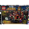 LEGO 6857 DC Super Heroes Dynamic Duo Funhouse Escape NUOVO Sigillato Ritirat...