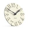 Jones Clocks® Hampstead Orologio da scrivania | Autonomo | Crema pallida | Eleganti numeri modellati in rilievo | Ideale per mensole, camino, soggiorno, ufficio domestico o comodino