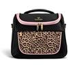 Braccialini Milly Audace e raffinato, il beauty Braccialini in nylon unisce il nero elegante alla stampa leopardata, incorniciato da profili rosa e dettagli metallici con finitura dorata. Leggero e