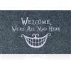 AOAOPQ Zerbino per esterni con scritta We're All Mad Here e smiley, con retro in gomma antiscivolo, grigio, facile da pulire